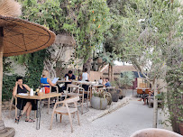 Atmosphère du Restaurant Chez Nico à Maussane-les-Alpilles - n°11