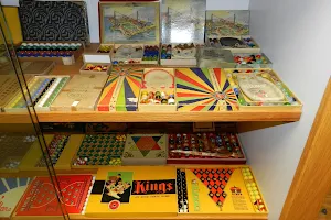 Lee's Legendary Marbles & Collectibles image