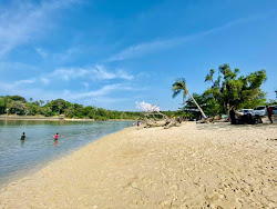 Bahagia Beach'in fotoğrafı ve yerleşim