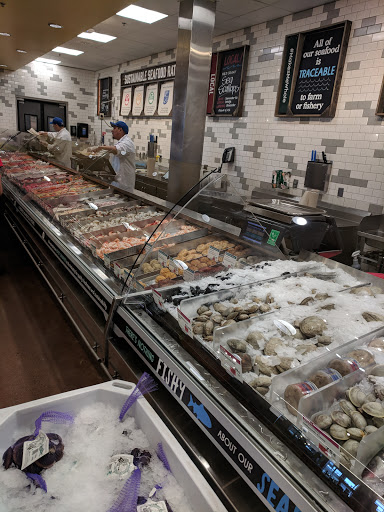 Shopping Mall «Fresh Pond Mall», reviews and photos, 545 Concord Ave #21, Cambridge, MA 02138, USA