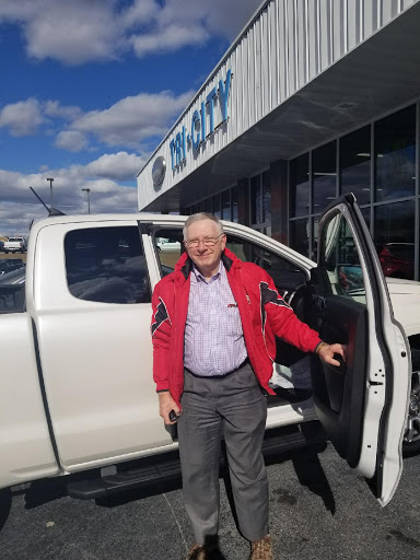 Ford Dealer «Tri-City Ford», reviews and photos