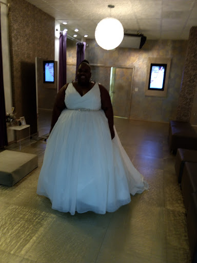 Bridal Shop «Curvaceous Couture Bridal», reviews and photos, 9130 Red Branch Rd t, Columbia, MD 21045, USA