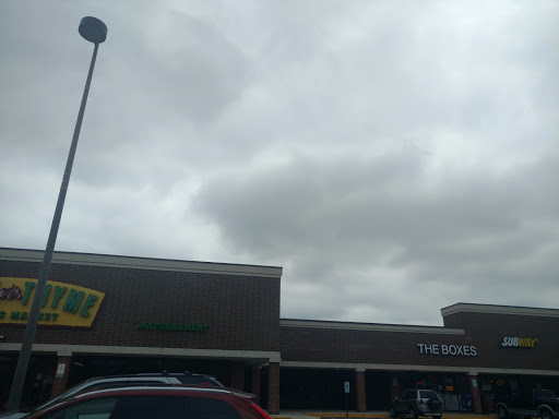Grocery Store «Fresh Thyme Farmers Market- Naperville», reviews and photos, 790 Royal St George Dr, Naperville, IL 60563, USA