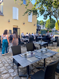 Atmosphère du Restaurant La Petite Forge à Villiers-le-Bâcle - n°2