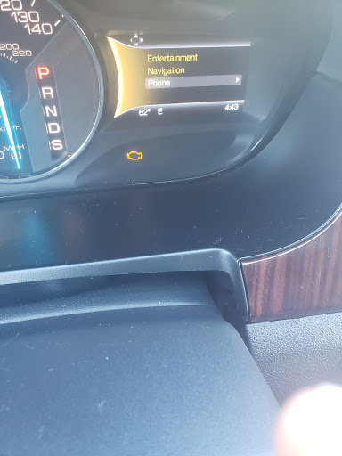 Car Dealer «Golling Chrysler Dodge Jeep Ram of Chelsea», reviews and photos, 1500 S Main St, Chelsea, MI 48118, USA