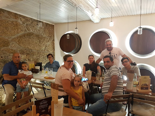 Dona Maria Pregaria em Vila Nova de Famalicão
