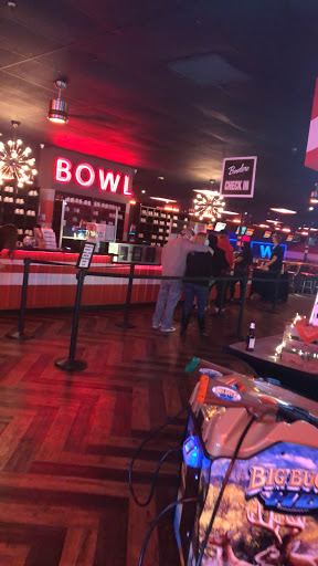 Bowling Alley «AMF Christown Lanes», reviews and photos, 1919 W Bethany Home Rd, Phoenix, AZ 85015, USA