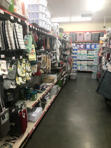 Dollar Store «FAMILY DOLLAR», reviews and photos, 1710 Main St, Riverside, CA 92501, USA