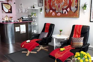 Kanyakorn Thai Massage image