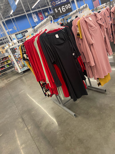 Department Store «Walmart Supercenter», reviews and photos, 3911 Bienville Blvd, Ocean Springs, MS 39564, USA