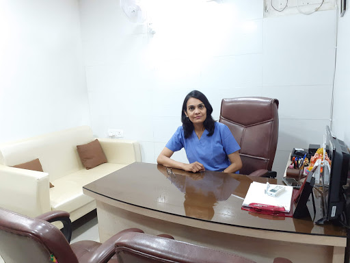 Dr. Preeti Pandya- Best Plastic Surgeon, Gynecomastia, Rhinoplasty , Tummy Tuck in Delhi