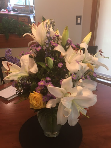 Florist «Janousek Florist Inc. & Greenhouses», reviews and photos, 4901 Charles St, Omaha, NE 68132, USA