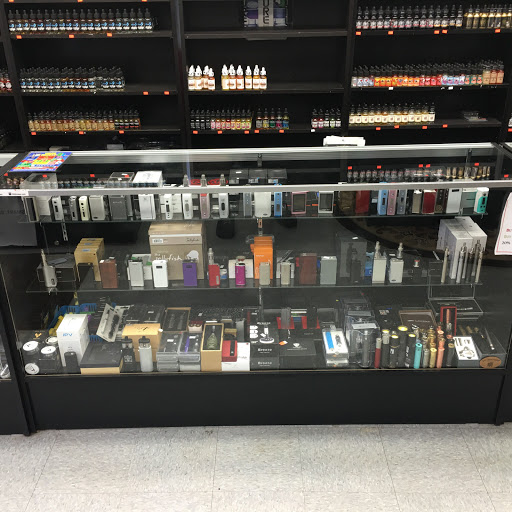 Tobacco Shop «Seaside Smoke and Vape shop», reviews and photos, 575 S Roosevelt Dr b, Seaside, OR 97138, USA