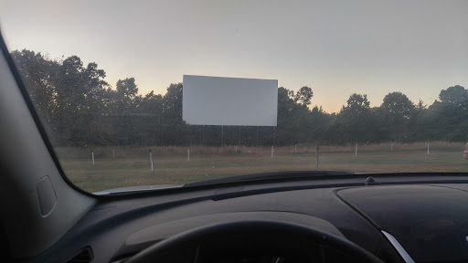 Drive-in Movie Theater «Stone Drive-In Theatre», reviews and photos, 808 Theatre Ln, Mountain View, AR 72560, USA