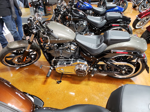 Harley-Davidson Dealer «Bergen County Harley-Davidson (Service Opens 9am)», reviews and photos, 124 Essex St, Rochelle Park, NJ 07662, USA