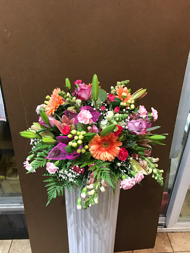 Florist «Stunning Arrangements», reviews and photos, 177 Main St, Little Ferry, NJ 07643, USA