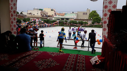 THE SKATE & YOGA