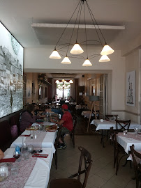 Atmosphère du Restaurant français Restaurant Côte À Côte à Autun - n°11