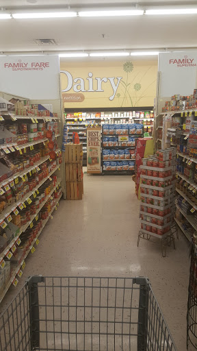 Grocery Store «Family Fare Supermarket», reviews and photos, 1181 W Randall St, Coopersville, MI 49404, USA
