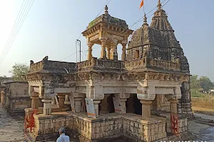 Someshwar Temple, Rajura image