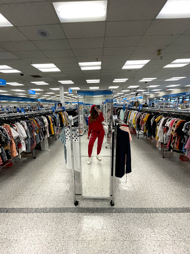 Clothing Store «Ross Dress for Less», reviews and photos, 150 Woodside Plaza, Redwood City, CA 94061, USA