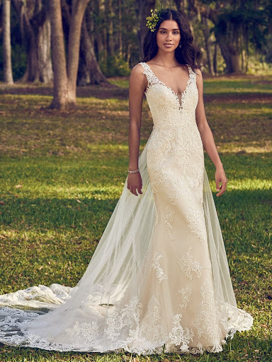 Bridal Shop «Dalis Bridal Boutique», reviews and photos, 2451 SW 27th Ave, Ocala, FL 34474, USA