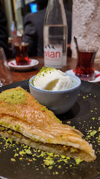 Baklava du Restaurant halal ELYSEES ISTANBUL - 75008 à Paris - n°3