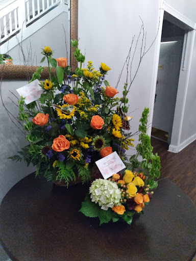 Florist «Winter Springs Florist and Gifts», reviews and photos, 1055 W State Rd 434, Winter Springs, FL 32708, USA