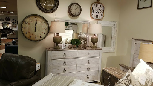 Furniture Store «Ashley HomeStore», reviews and photos, 300 W Blackstock Rd, Spartanburg, SC 29301, USA