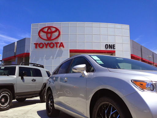 Toyota Dealer «One Toyota of Oakland», reviews and photos, 8181 Oakport St, Oakland, CA 94621, USA