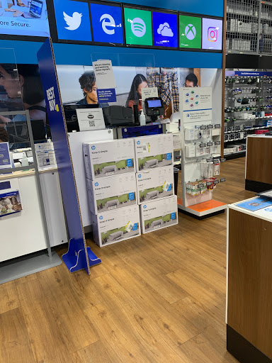 Electronics Store «Best Buy», reviews and photos, 299 N Central Ave, Hartsdale, NY 10530, USA