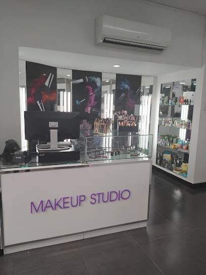 Makeup Studio By Ramonas