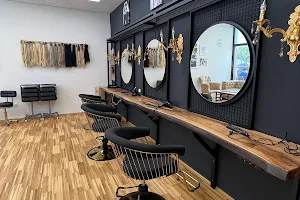 Avenue - Hair salon image