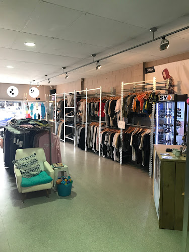 Reviews of Harry and Her Whitianga in Whitianga - Clothing store