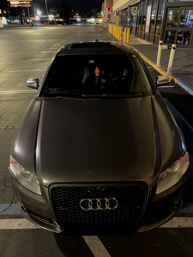 Auto Body Shop «Econo Auto Painting & Body Wrk», reviews and photos, 7020 N Dale Mabry Hwy, Tampa, FL 33614, USA