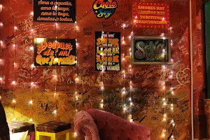 Bar "La barata" image