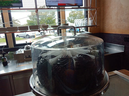 Restaurant «The Cheesecake Factory», reviews and photos, 5000 Shelbyville Rd, Louisville, KY 40207, USA