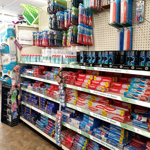 Dollar Store «Dollar Tree», reviews and photos, 1391 SE 17th St, Fort Lauderdale, FL 33316, USA