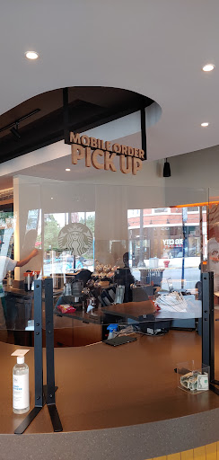 Coffee Shop «Starbucks», reviews and photos, 38 South La Grange Road, La Grange, IL 60525, USA