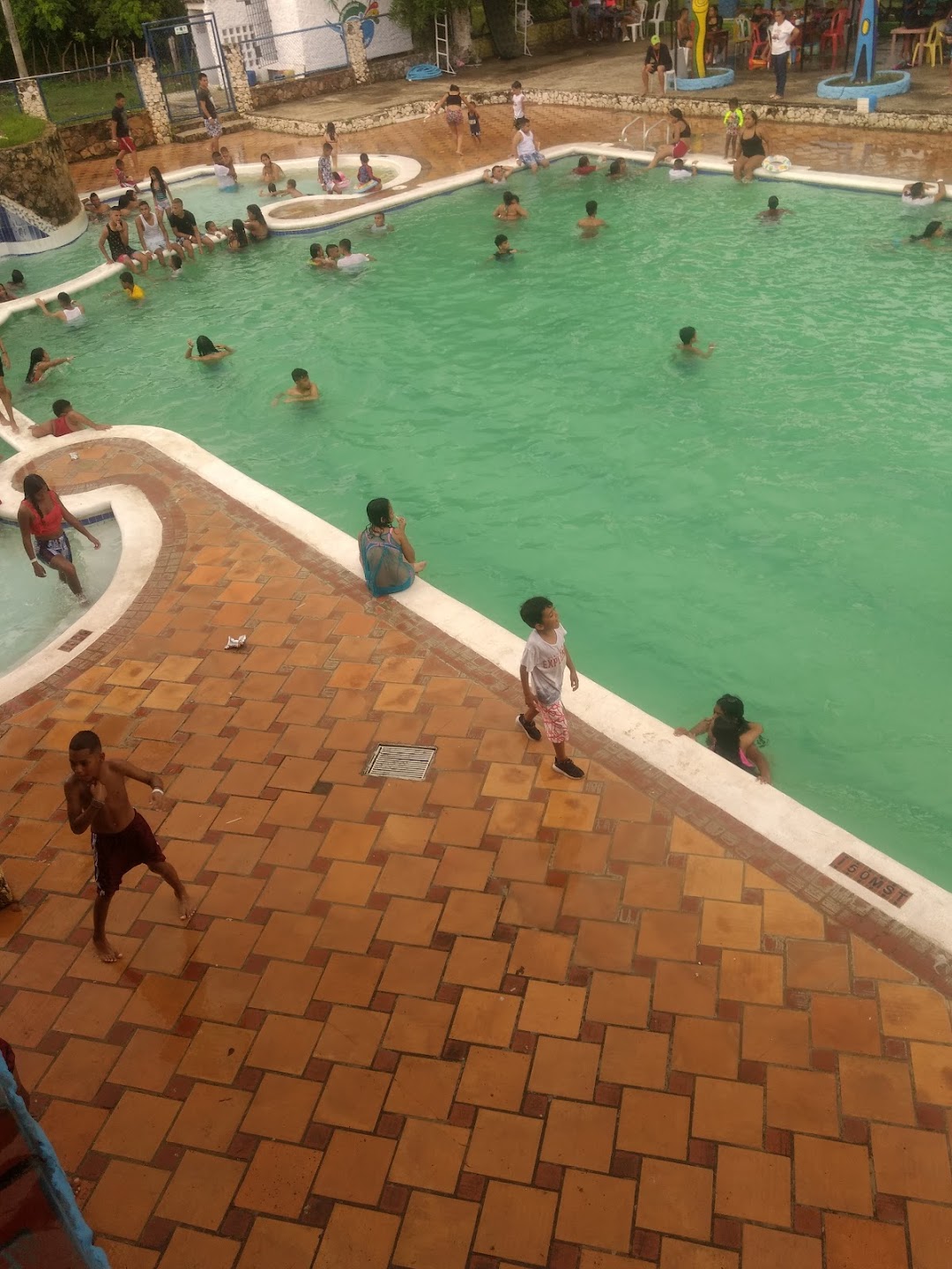 PISCINAS SABANA LARGA