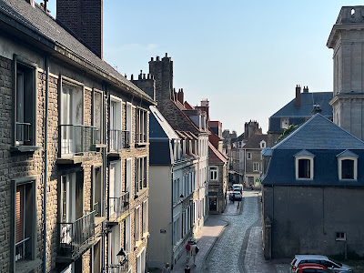 Boîte à livres Porte neuve à Boulogne-sur-Mer