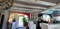 Atmosphère du Le White Restaurant Bar Lounge à Chalèze - n°7