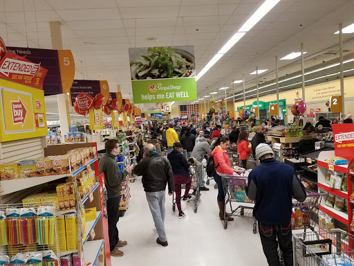 Grocery Store «Stop & Shop», reviews and photos, 333 W River St, Providence, RI 02904, USA
