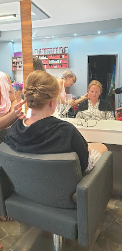 Haarwerkstatt In Zeltweg
