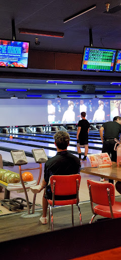 Bowling Alley «Brunswick Zone Foothill Lanes», reviews and photos, 17238 E Foothill Blvd, Fontana, CA 92335, USA