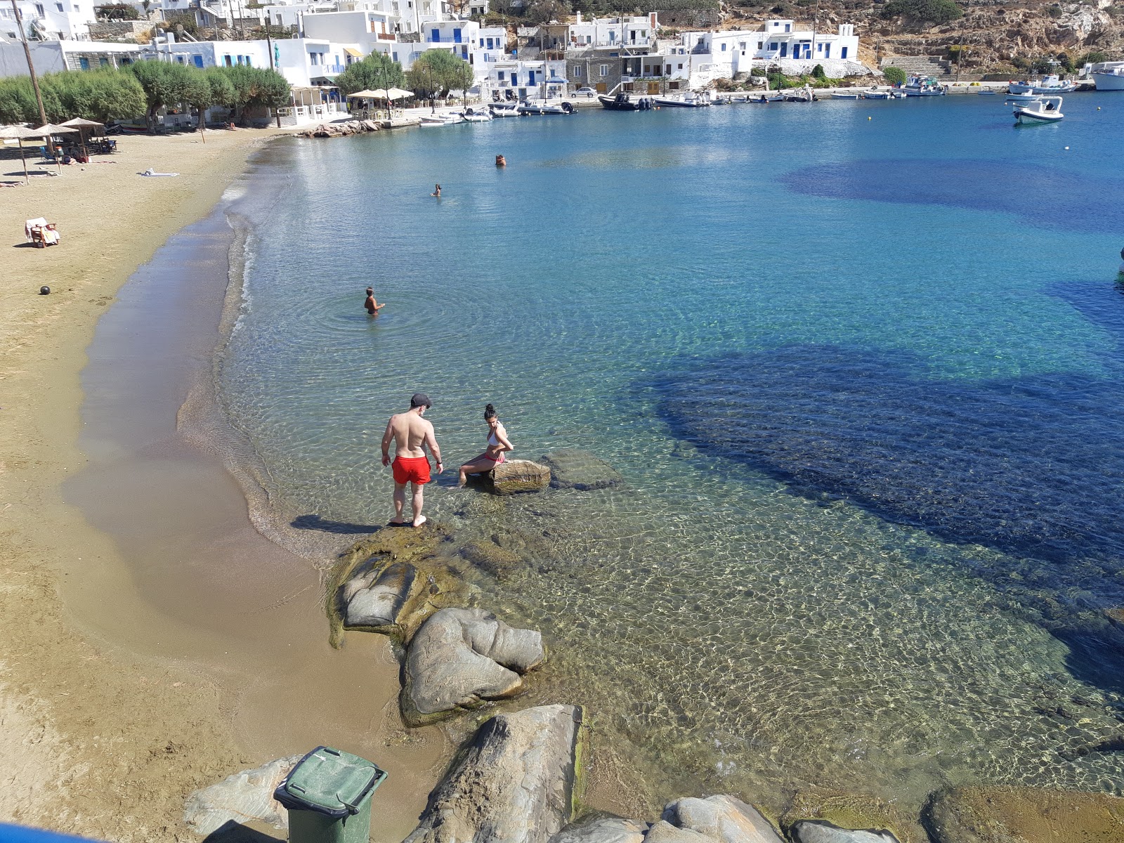 Foto de Faros beach con agua cristalina superficie