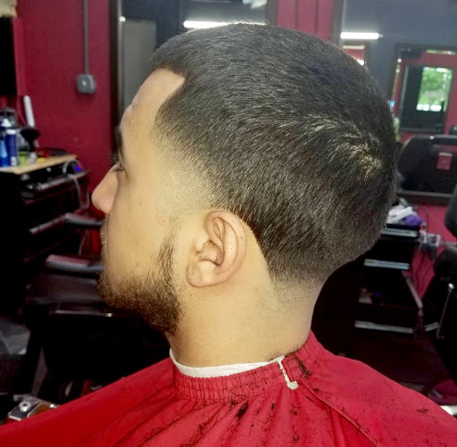 Barber Shop «Diamond Cuts Barber Shop», reviews and photos, 191 High St SE, Salem, OR 97301, USA