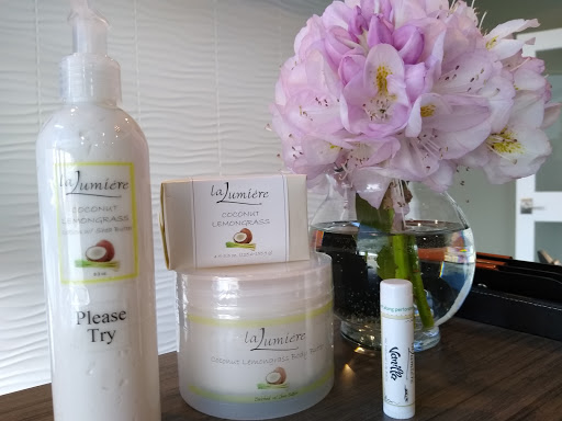 Massage Therapist «Lalumiere Massage Boutique», reviews and photos, 237 State St, Salem, OR 97301, USA