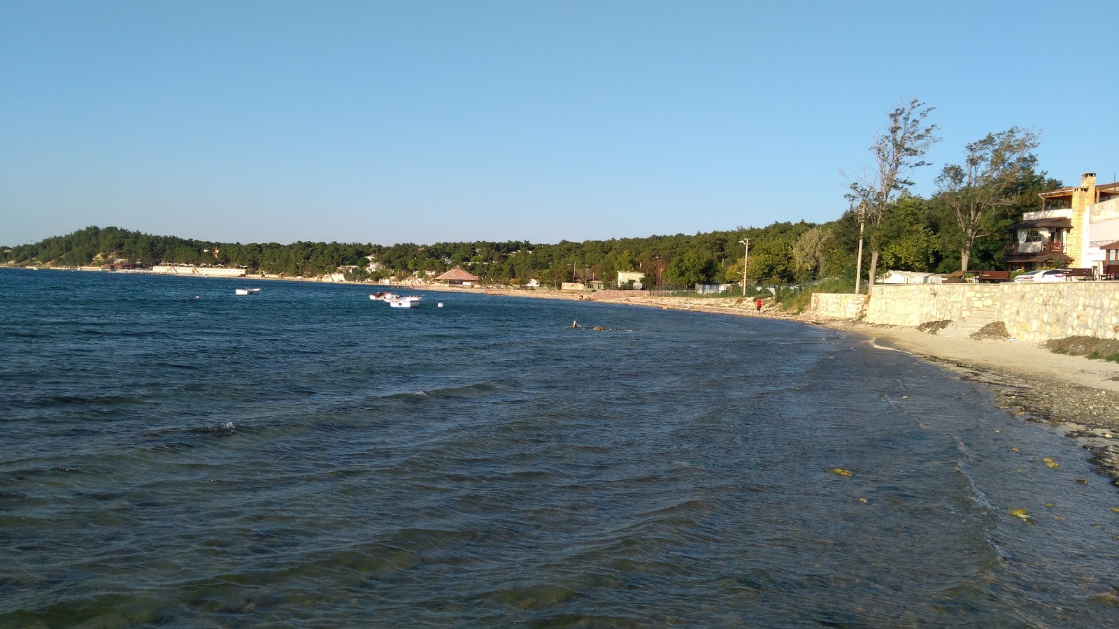 Foto von Pamira park beach mit beiger sand & kies Oberfläche
