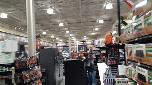 Outdoor Sports Store «Field & Stream», reviews and photos, 870 Walt Whitman Rd Ste B, Melville, NY 11747, USA